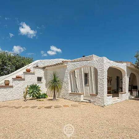 Barbagallo Villa Porto Columbu - Perd'E Sali