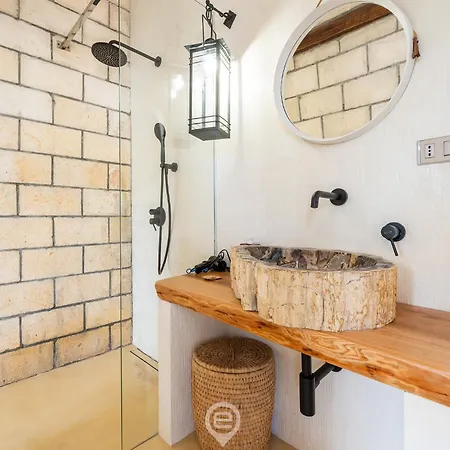 Estay - Barbagallo Villa *